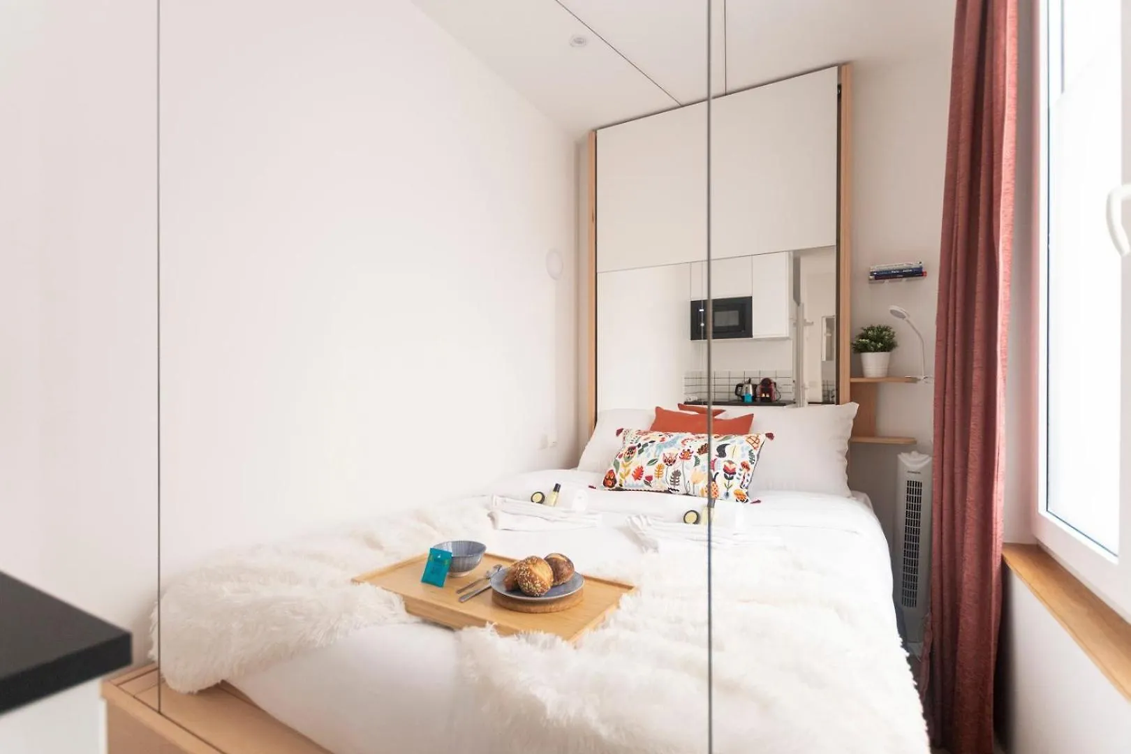Appartement Super Central Mini Studio - 2 Pax, Murphy Bed Paris